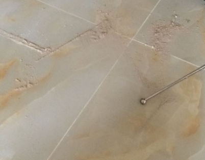 钦北瓷砖空鼓维修公司分享粘合剂选择不当在瓷砖铺贴过程中可能导致以下问题